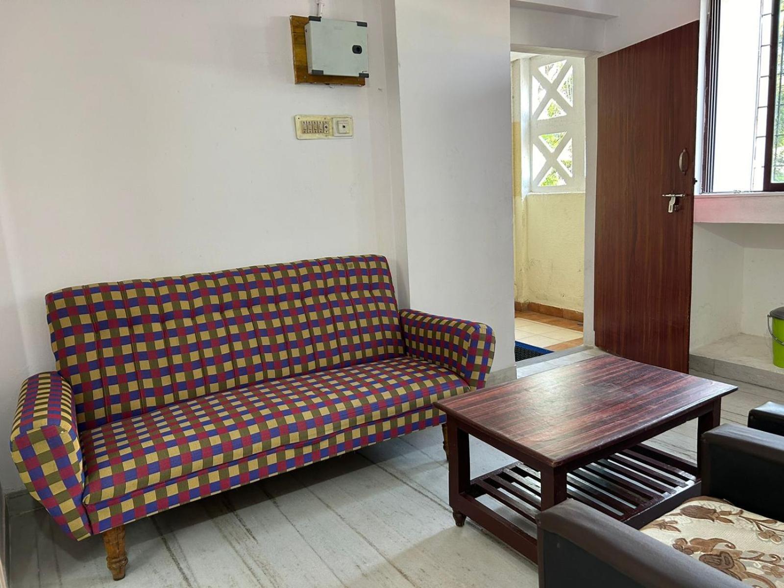 Vasavi Nivas Hotel Tirupati Kültér fotó