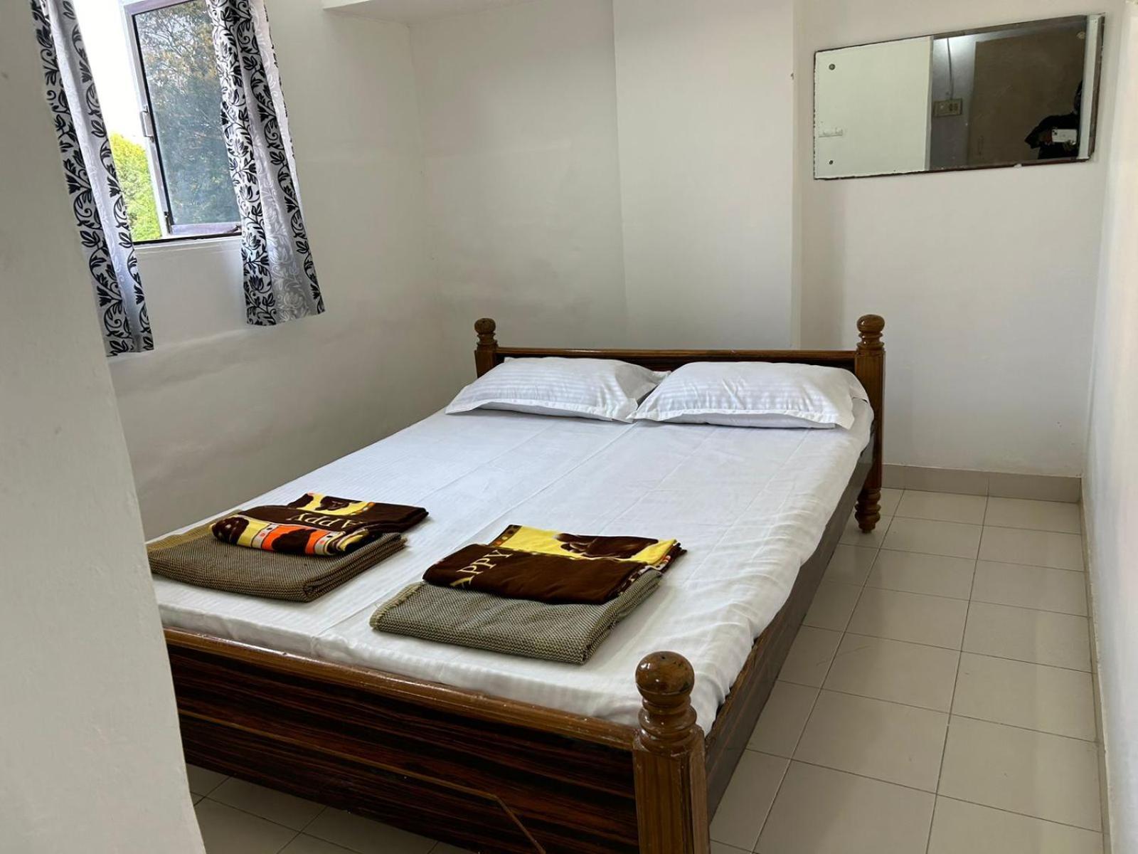 Vasavi Nivas Hotel Tirupati Kültér fotó